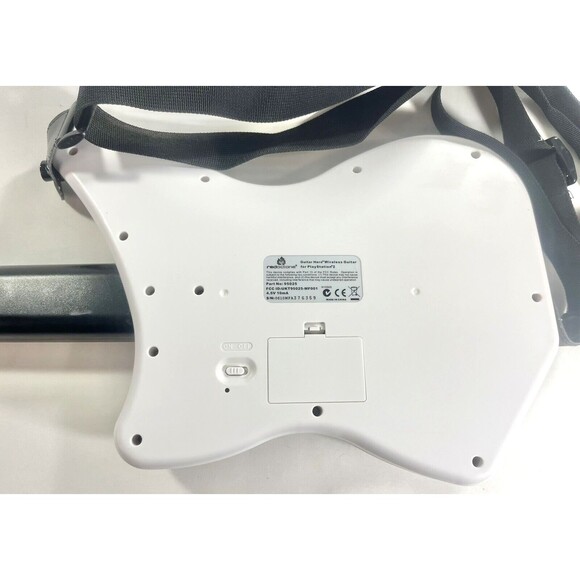 Guitar Hero Red Octane Wireless White Guitar Playstation 2 PS2 95025 NO DONGLE - Picture 8 of 11